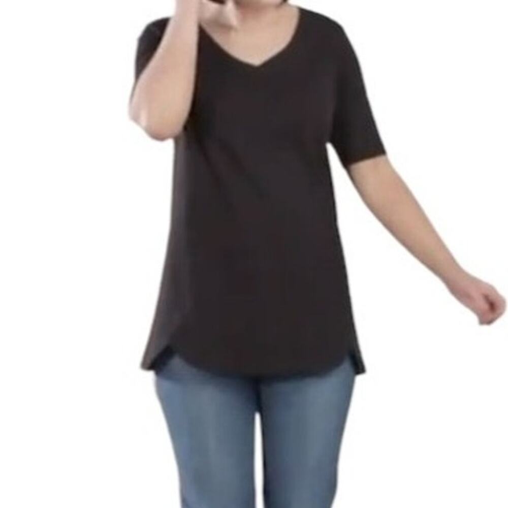 Isaac Mizrahi Live! Essentials Pima Cotton V-Neck Tulip Hem Top | Size M A379612